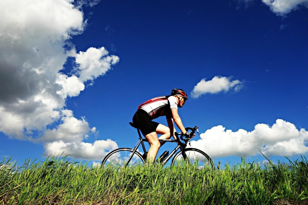 cyclist, cycle racer, cycle racing-1537843.jpg